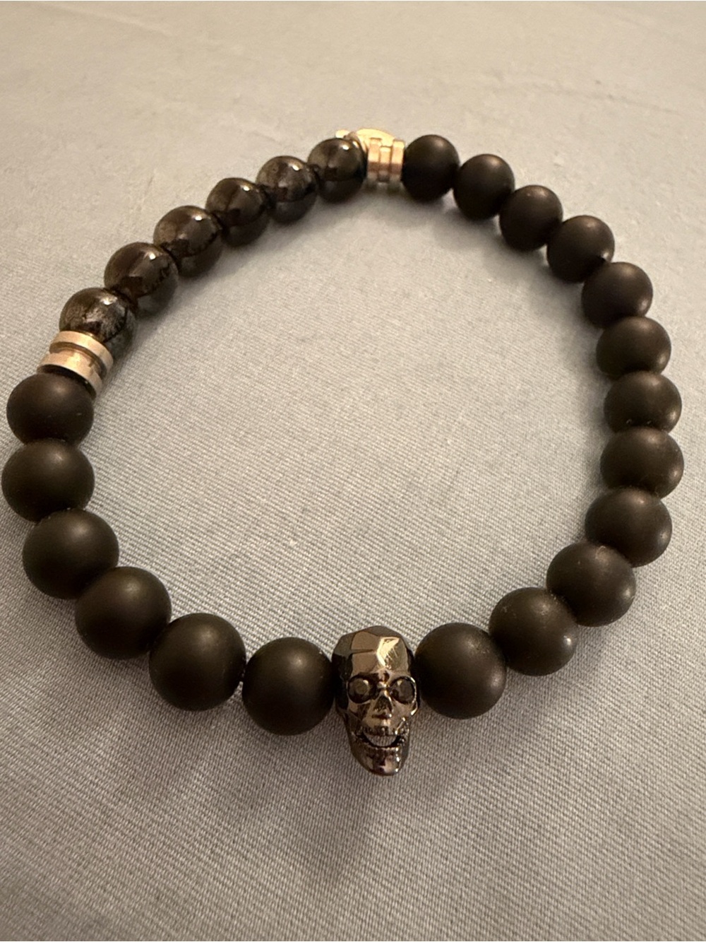 Matte Black Crystal Skull Strüng Bracelet